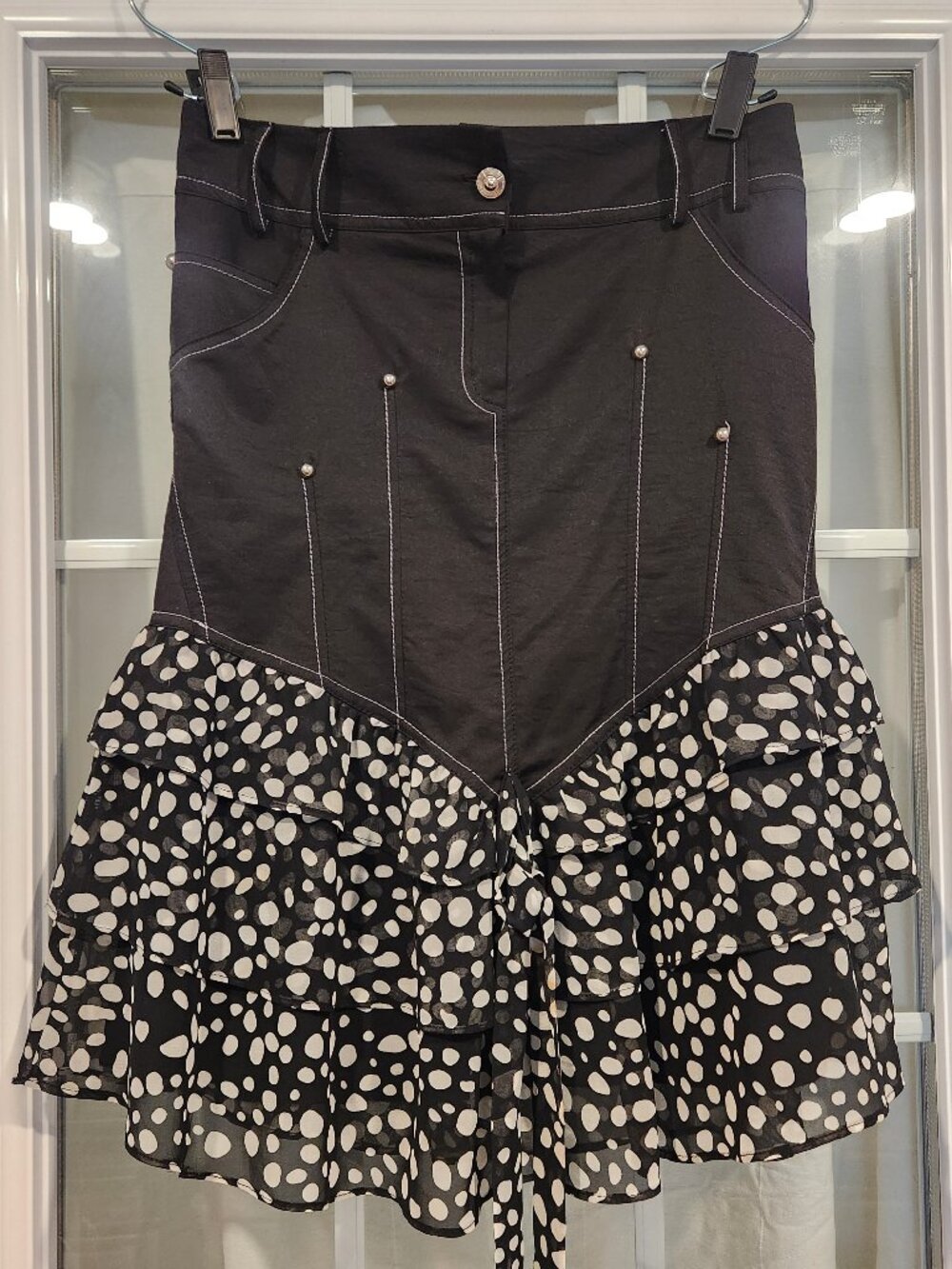 Y2K Tiered Ruffle Skirt – Size 38 (EU)